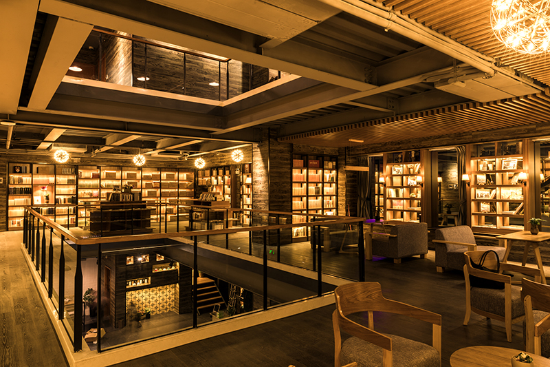 獨秀書房旗艦店室內(nèi)圖.jpg