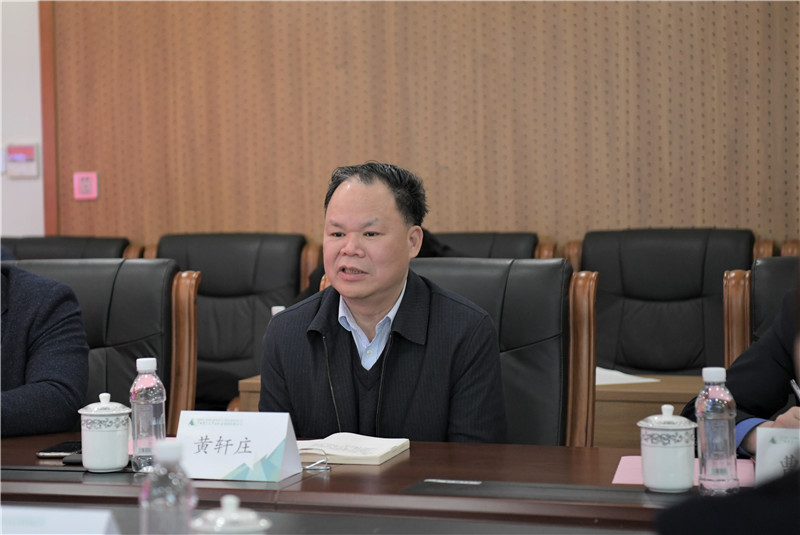 集團公司黨委書記、董事長黃軒莊講話（廖茹畫 攝）.jpg