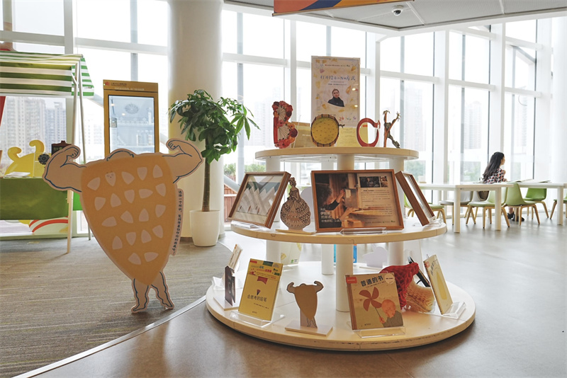 7.10上海少年兒童圖書館，伊娃娜小型書展.jpg