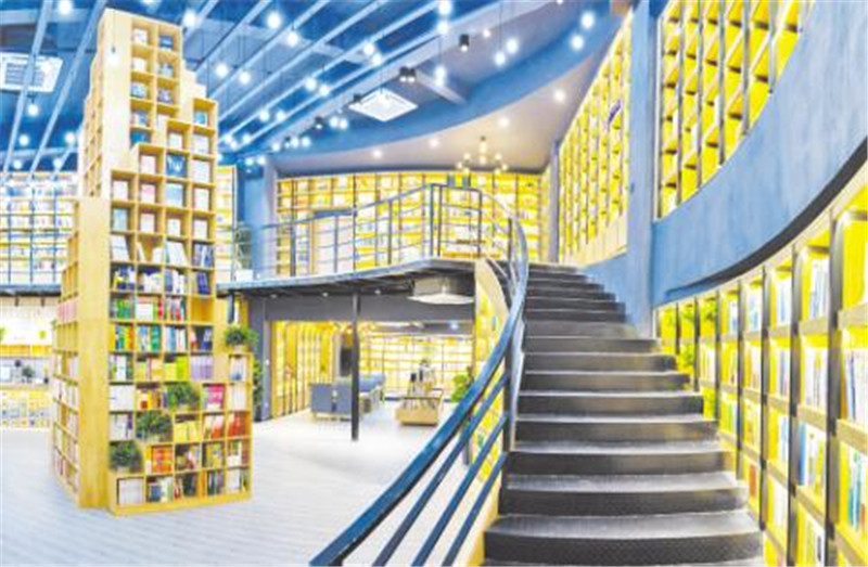 獨(dú)秀書房第13家地面店獨(dú)秀書房·雁山店內(nèi)景。 黃國生 攝.jpg
